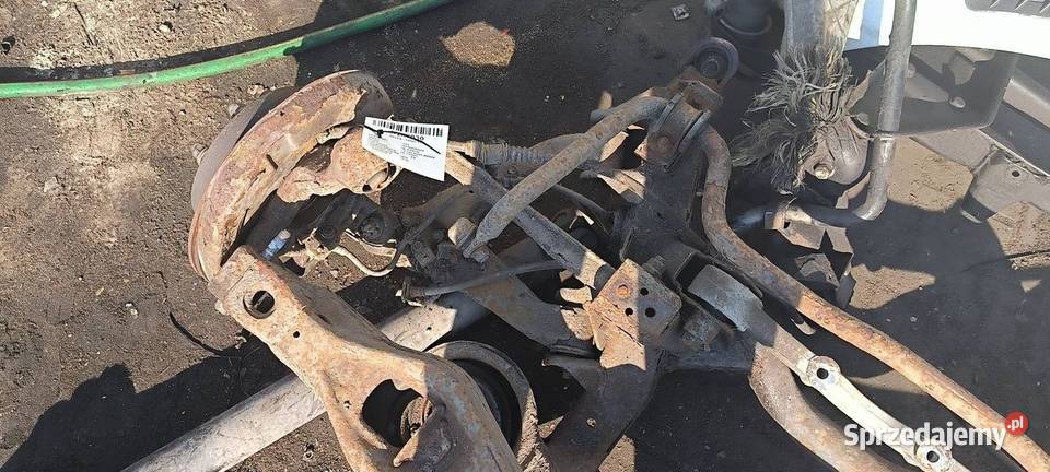 BELKA SANKI TYŁ MITSHUBISHI PAJERO IV Lipno sprzedam