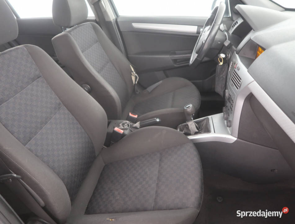 Opel Astra 17 CDTI klimatyzacja dolnośląskie Bielany Wrocławskie