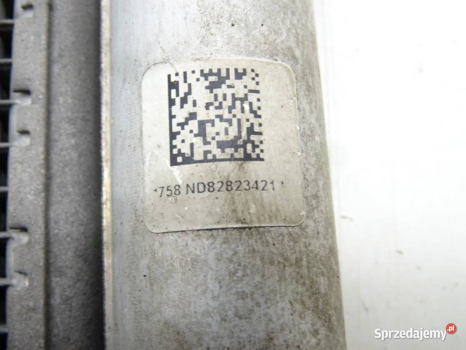 CHŁODNICA KLIMATYZACJI VW PASSAT B8 20 240 osobowe Wentylatory chłodnic klimatyzacji