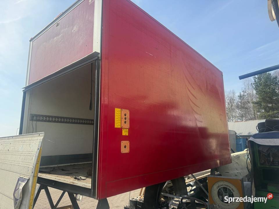 Kontener z windą Renault Master 3 2019 Sieradz