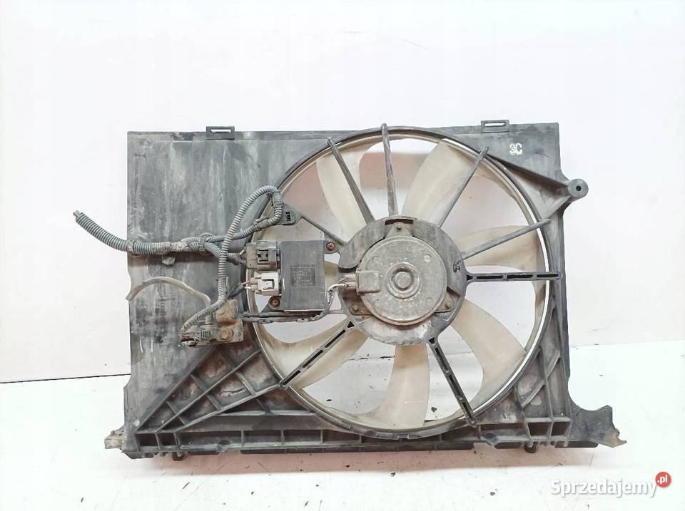 WENTYLATOR CHŁODNICY 14 D E15 Toyota Auris I