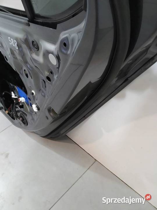 DRZWI PRAWE TYŁ SEDAN HB Skoda Superb IV 2023 sprzedam