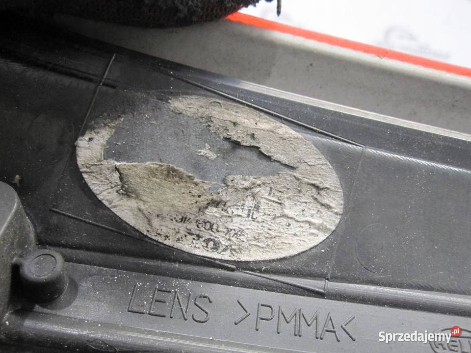 VOLVO XC90 I 03r lampa prawa tył górna 9483772 świętokrzyskie
