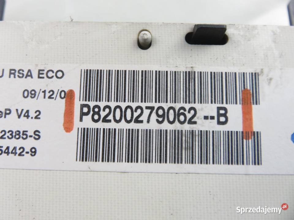 LICZNIK RENAULT TRAFIC II 19 dCi P8200279062B