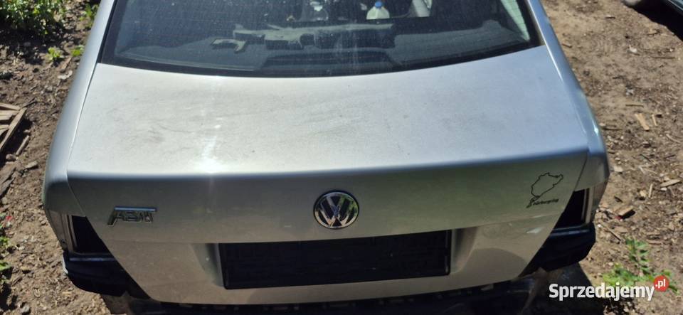 Klapa pokrywa bagażnika Vw Bora Sedan LA7W osobowe Klapy bagażnika Słupsk sprzedam