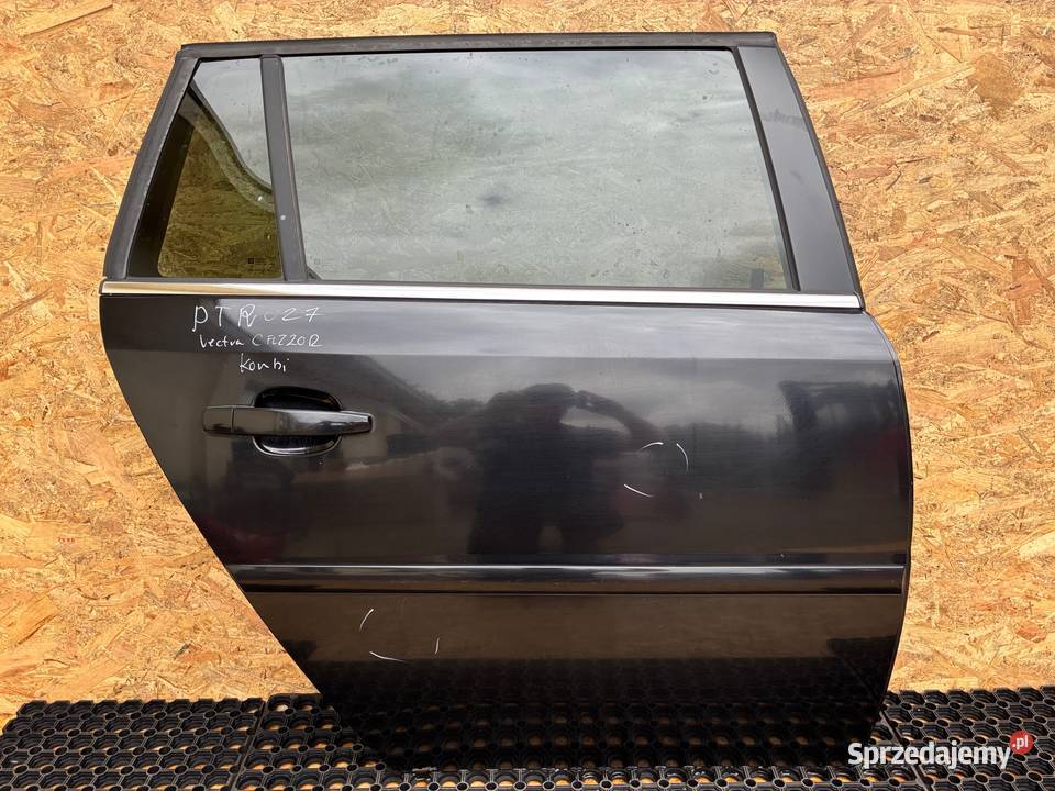 Opel Vectra C lift kombi kod lak Z20R DRZWI TYŁ Słowikowo