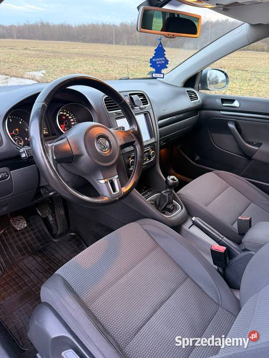 Volkswagen Golf 6 kombi 16 TDI 2010r Aleksandria