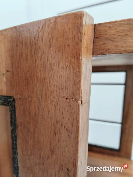 Stolik pod radiotelewizor model z żyłkami PRL RTV Kraków