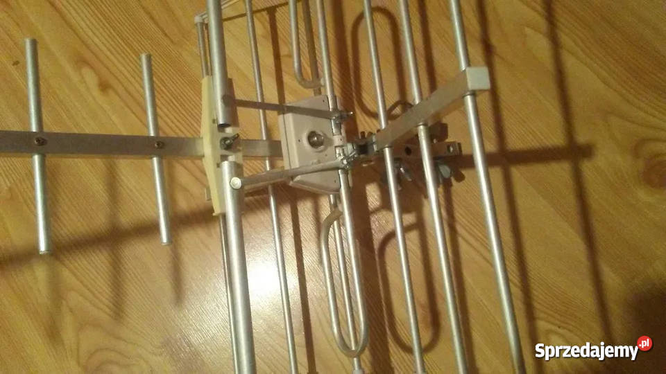 Antena kierunkowa telewizji naziemnej DVBT2 z