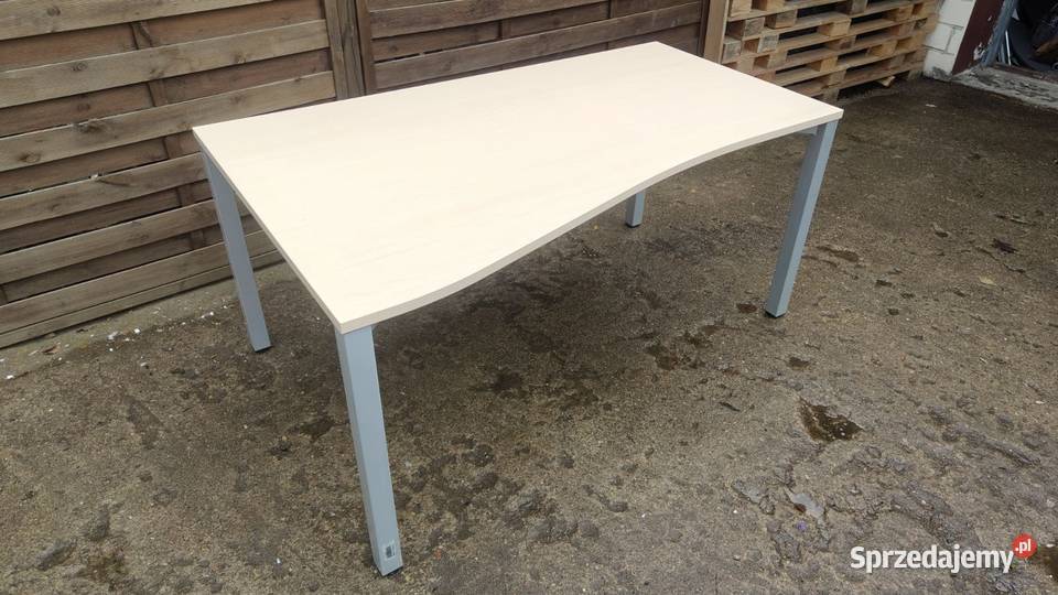 Biurko 160x100 BENE z tunelami na kable Dostępne Warszawa