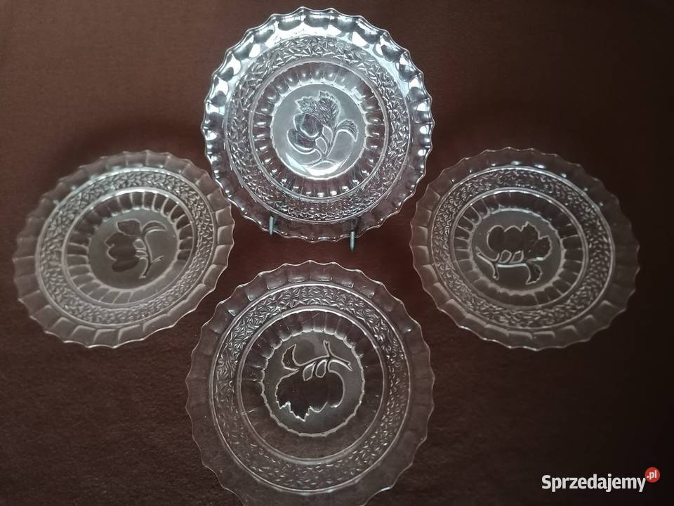 Talerze szklane deserowe średnica 15 4Talerz