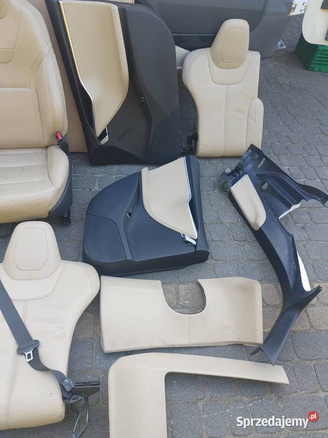 Tesla S kremowa tapicerka całość osobno Tapicerki samochodowe Części samochodowe sprzedam