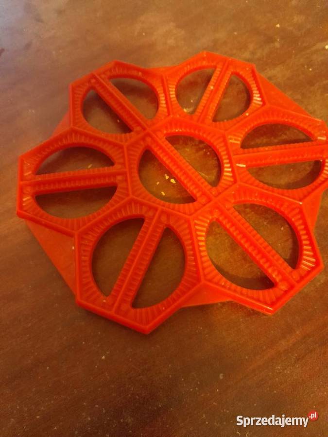 Foremki do pierogów czerwony