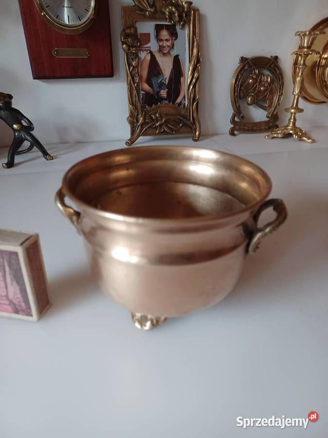Piękna mosiężna donica Kolekcja