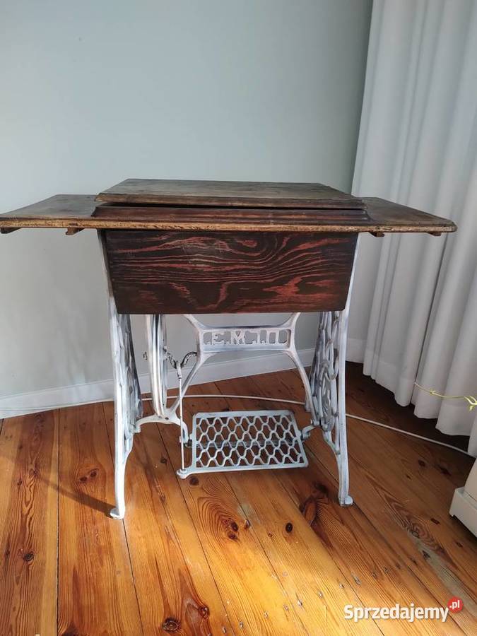 Maszyna do szycia stara