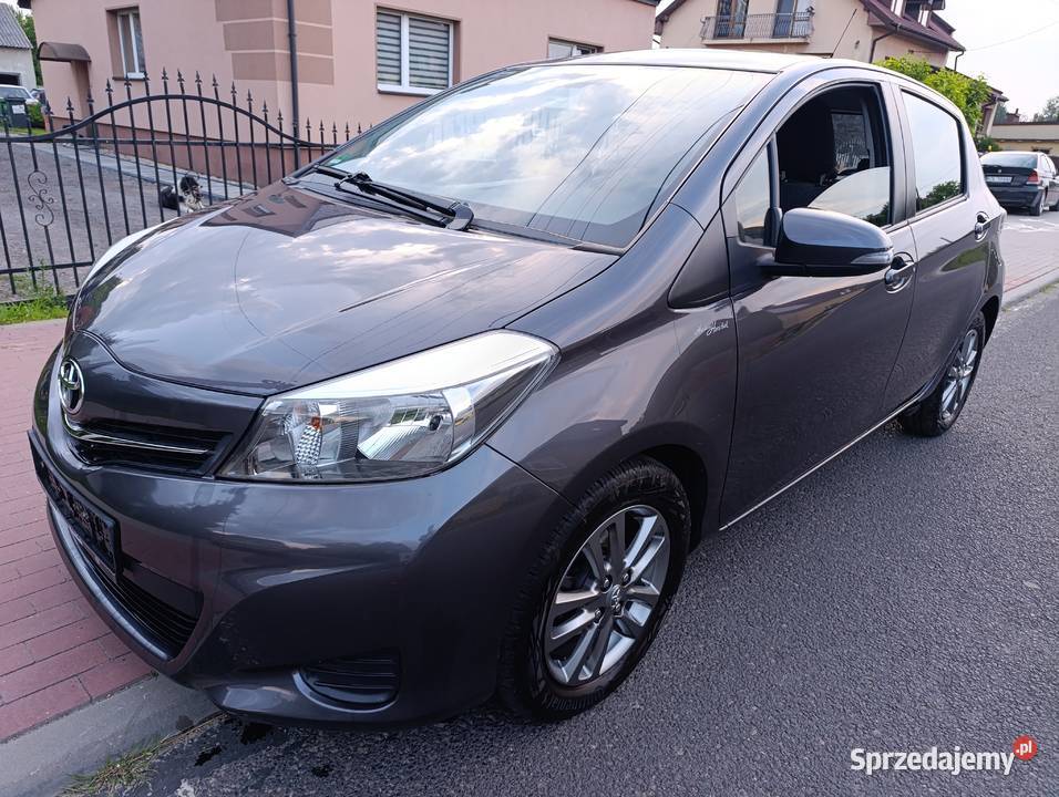 Toyota Yaris 13 benzyna 2014r 5 drzwi udok