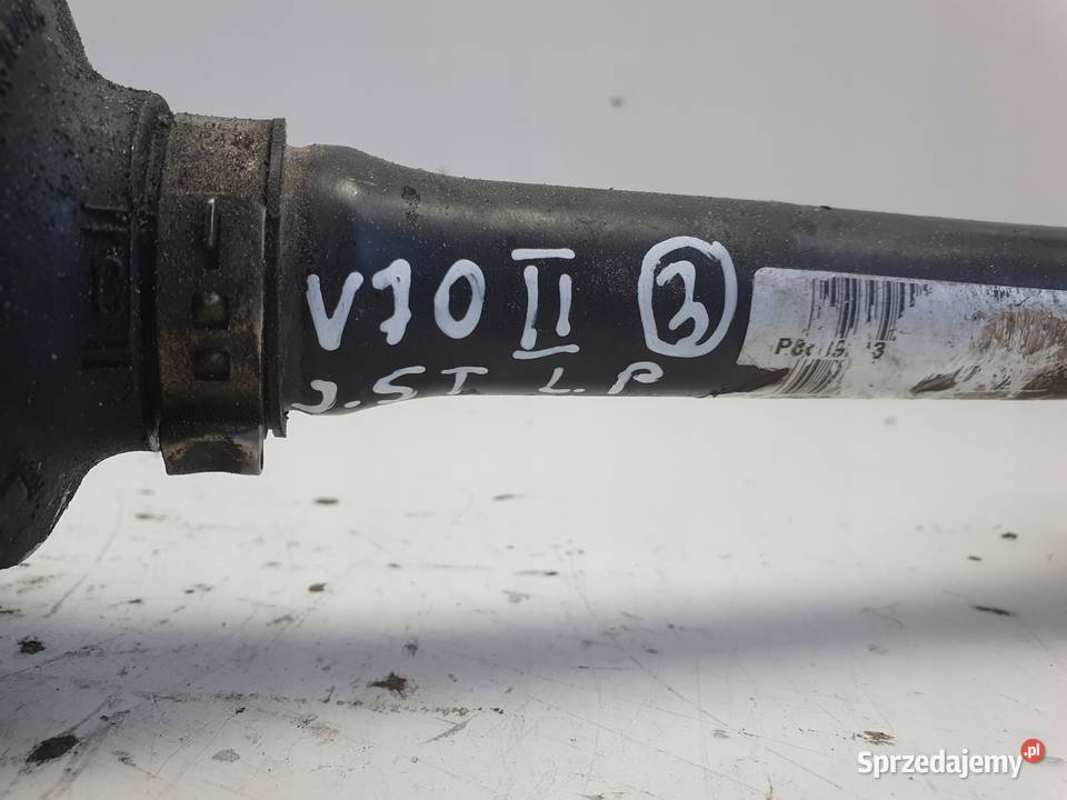 PÓŁOŚ Volvo V70 II S60 25 T turbo LEWA PRZEDNIA