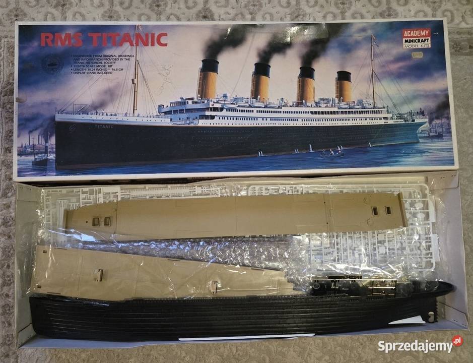RMS Titanic model do sklejania Academy Minicraft Kuźnica