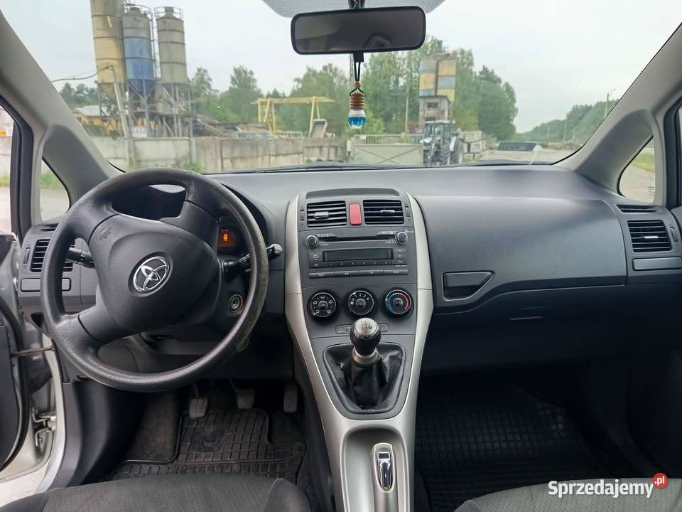 Toyota Auris Motoryzacja