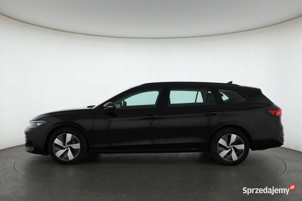 VW Passat 15 eTSI ACT sprzedam