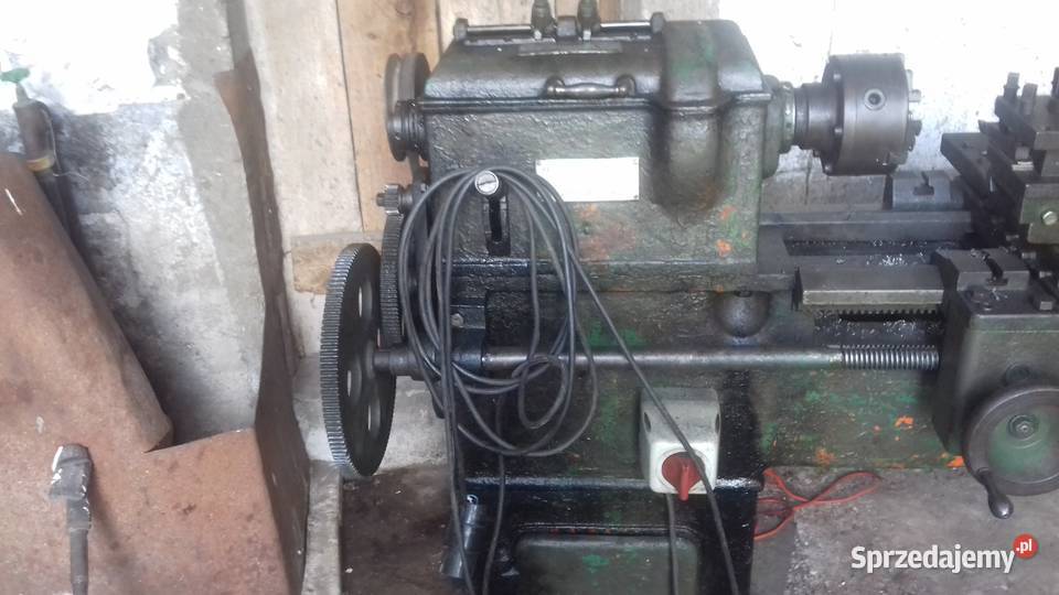 Tokarka uniwersalna do metalu Ciechanowiec