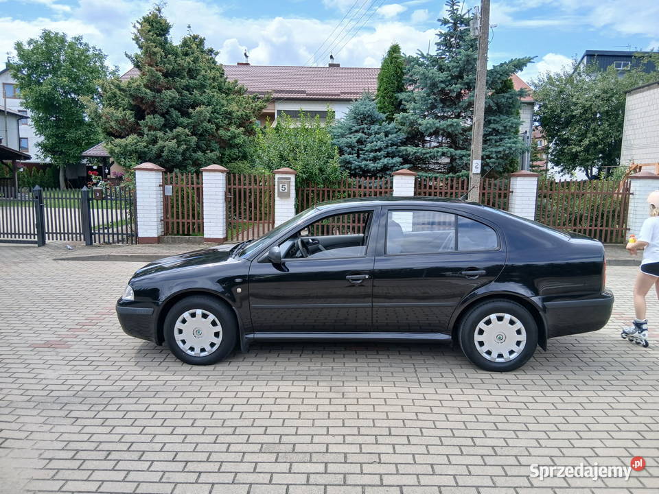 SKODA OCTAVIA 19 kupiona w polskim salonie HAK centralny zamek Octavia Ciechanowiec