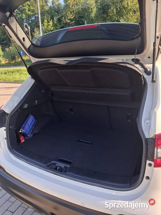 Nissan Qashqai salon polska Lipnica Murowana