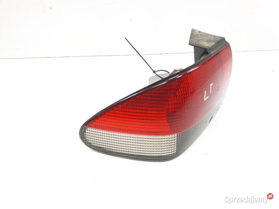 LAMPA LEWA TYŁ SAAB 900 Lipno