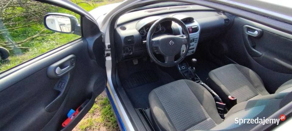 Opel Corsa klima kplalufelg elektryczne lusterka