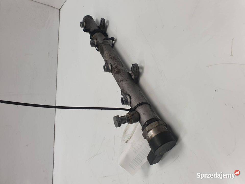 LISTWA WTRYSKOWA AUDI A8 D3 II LIFT 057130090L Lipno