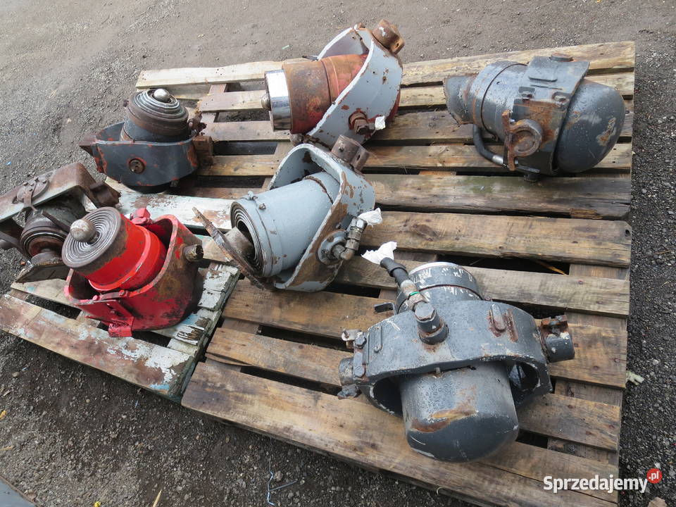 SIŁOWNIK WYWROTU WYWROTKI 6X4 8X4 IVECO MAN Wąchock