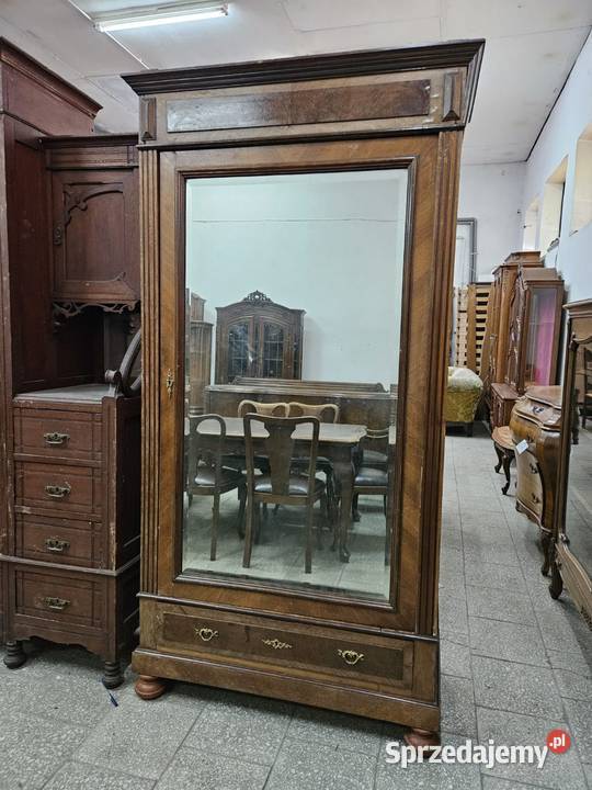 Francuska szafa bieliźniarka do renowacji