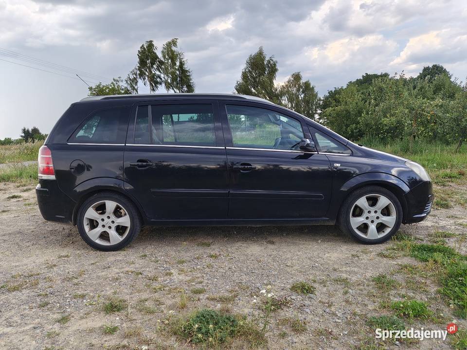 Opel Zafira B 19 CDti 150 2006r Panorama Bogoria sprzedam