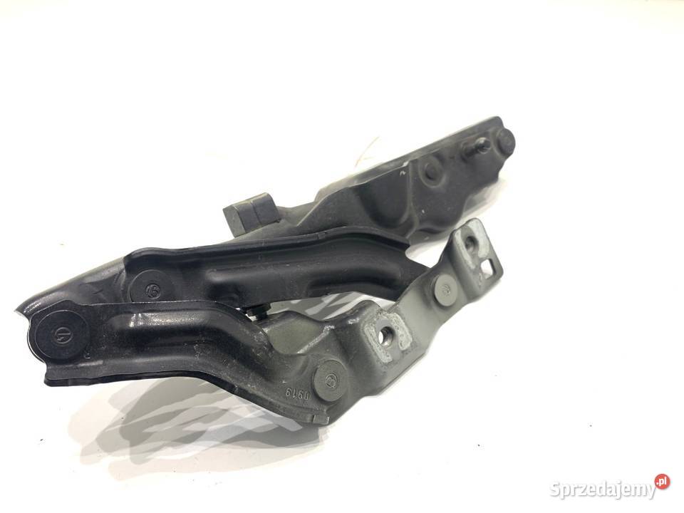 ZAWIAS MASKI PRAWY PRZÓD VOLVO S90 II