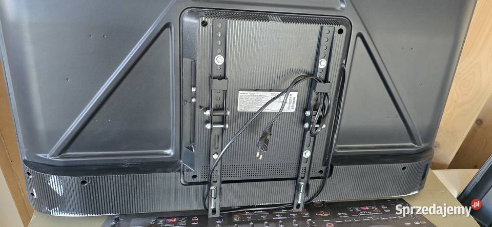 TELEWIZOR LED THOMSON 43UG6300 43 używany LED zachodniopomorskie Mielno