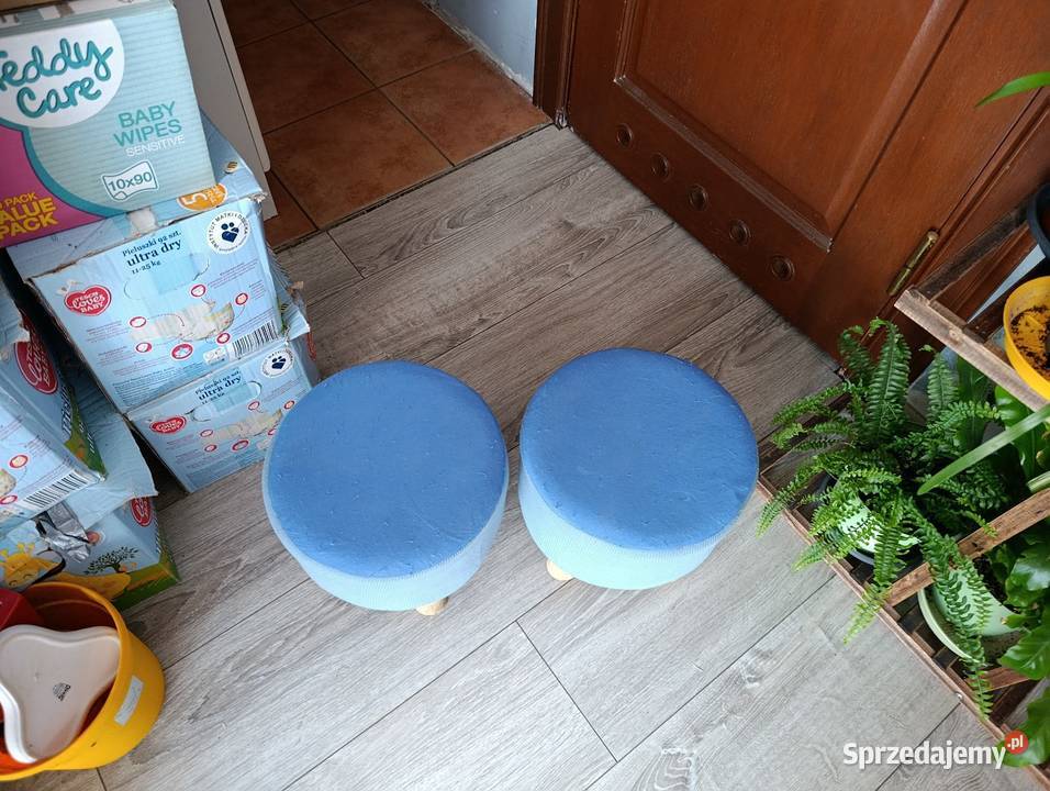 pufa okrągła na nóżkach pufy 2 sztuki Poznań sprzedam