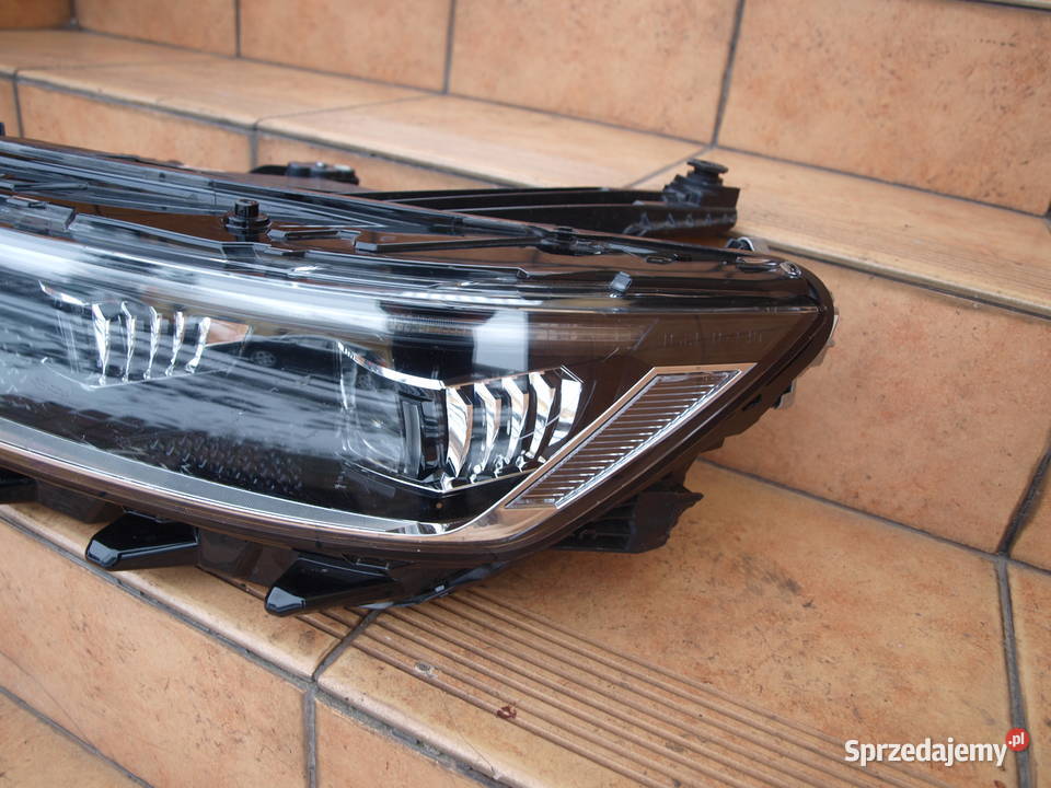 VW Passat B8 lampa lewa przód Full Led 2019 wielkopolskie Kalisz