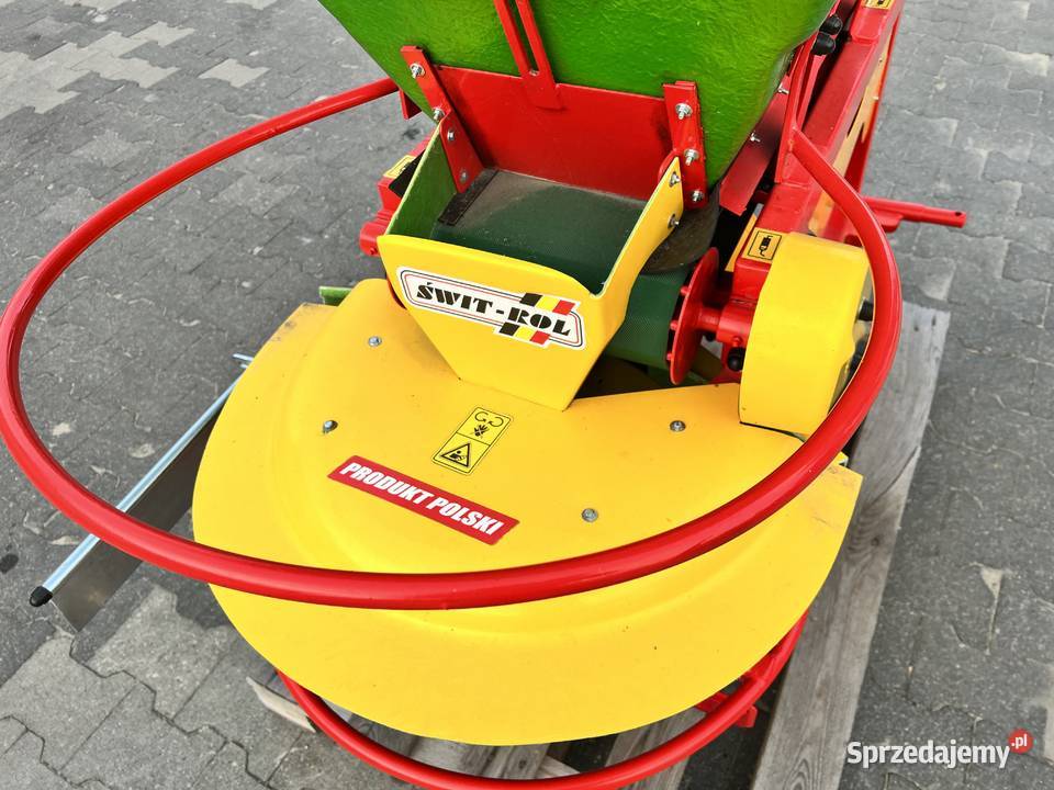 Rozsiewacz na taśmę 300400 lejek KŁOS Motyl Nysa