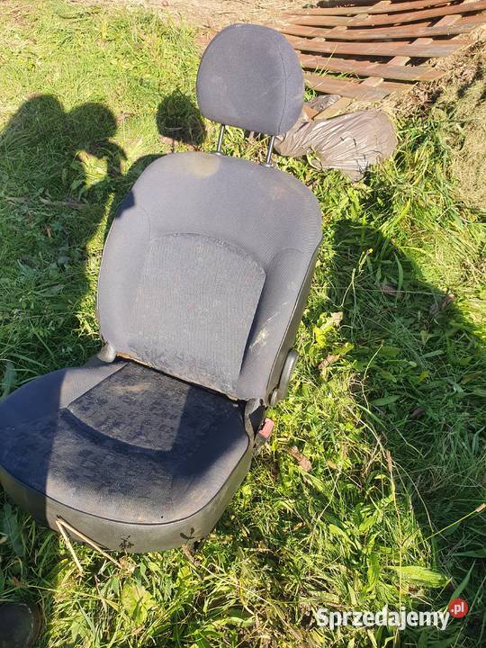 Fotel prawy pasażera Peugeot 206 3 drzwi 98 Kraków