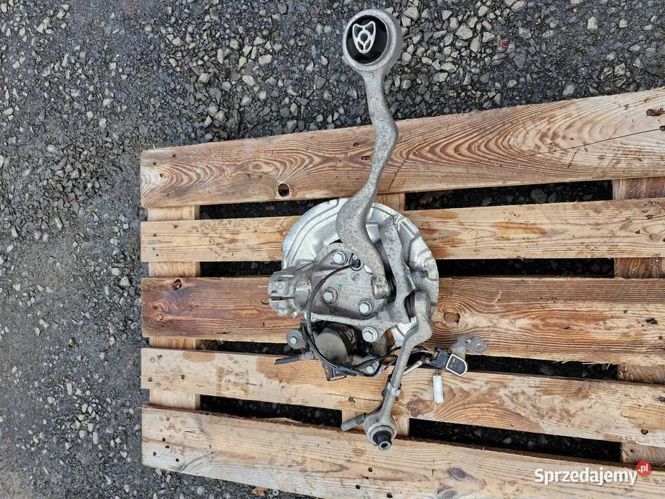 BMW E87 E90 ZWROTNICA LEWY PRZÓD 6773209 Zwrotnice