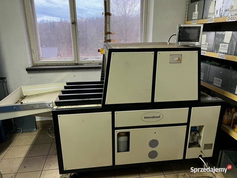 Tunel grzewczy obuwniczy International Nie Polanka