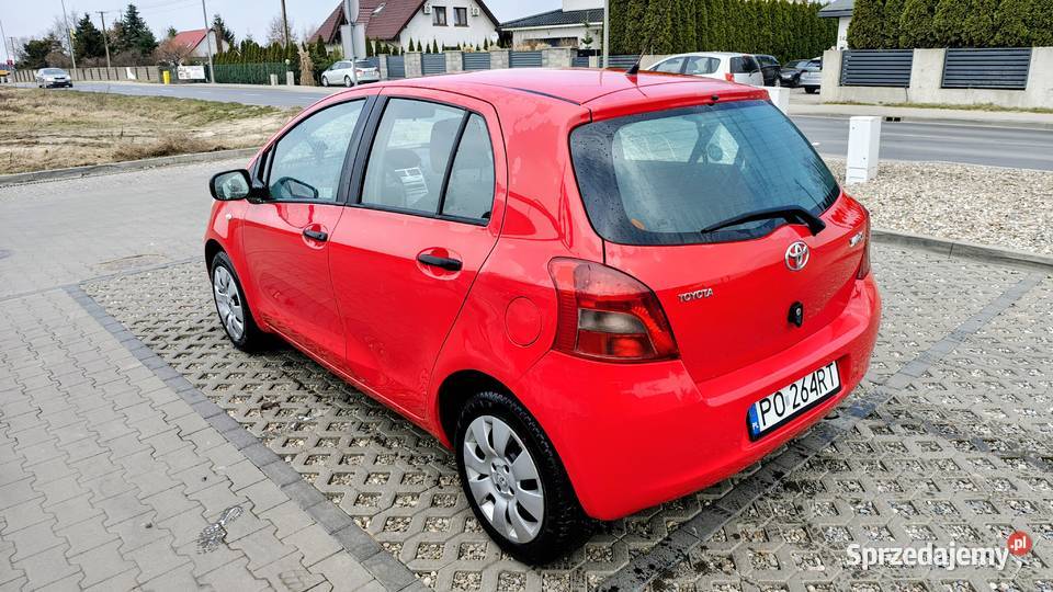 Toyota Yaris 2 10 Benzyna Salon Klimatyzacja kupiony w polskim salonie Rokietnica