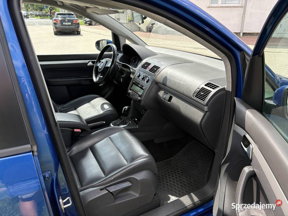 Volkswagen Touran 2011 VW 16tdi 105 DSG automat elektryczne lusterka Jelcz-Laskowice