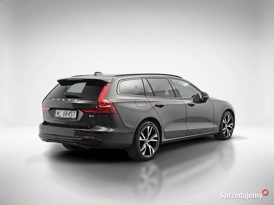 Volvo V60 B4 D Plus Dark aut Z Polskiego Salonu elektrycznie ustawiane fotele sprzedam