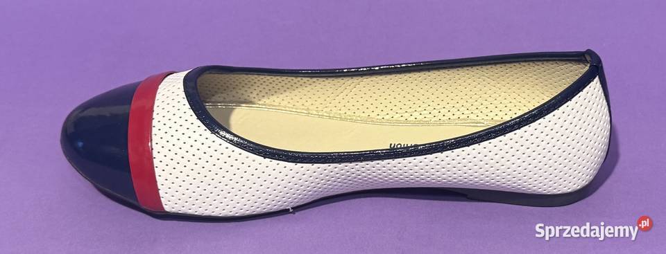 Białe baleriny z granatowym czubkiem rozmiar 37 Żyrardów