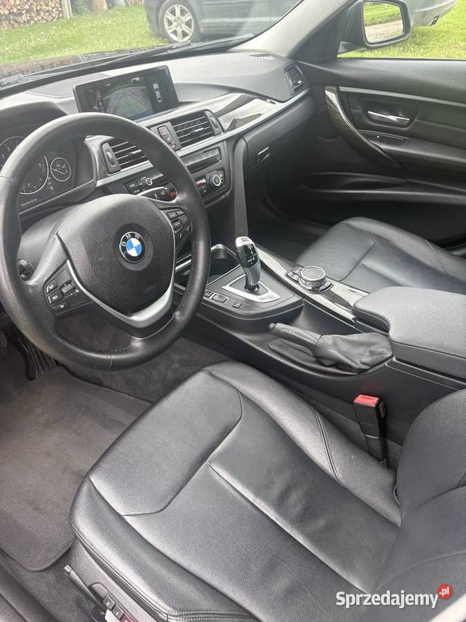 BMW F30 20 245koni 328ixdrive BOGATE WYPOSAŻENIE Rok produkcji 2015 Janów Lubelski