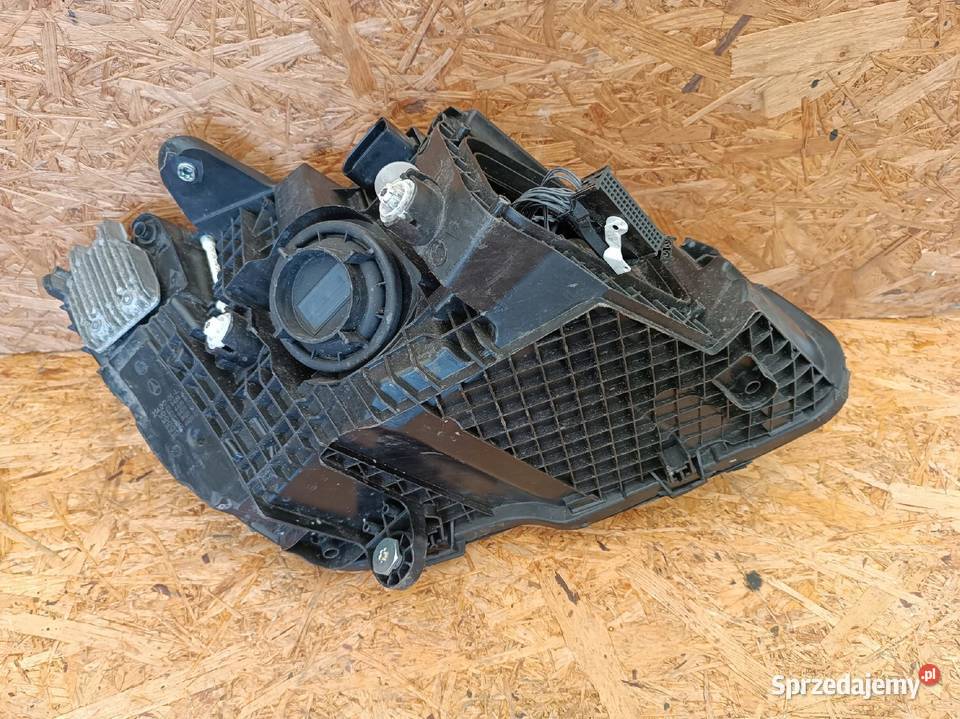 LAMPA LEWY PRZÓD REFLEKTOR EU A2059067905 Nowy Tomyśl