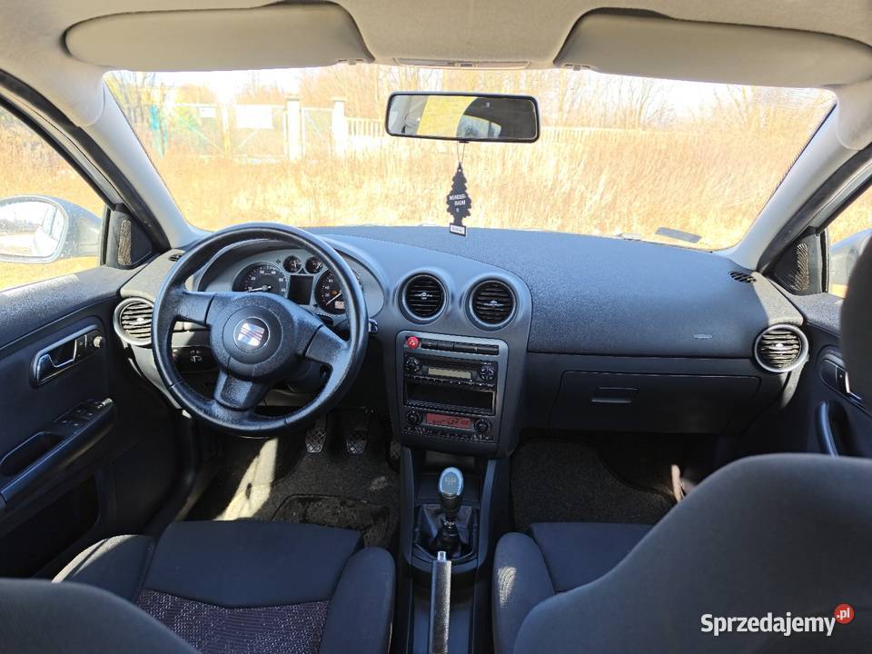 Seat Ibiza 14 benzyna 2006 136 przebiegu