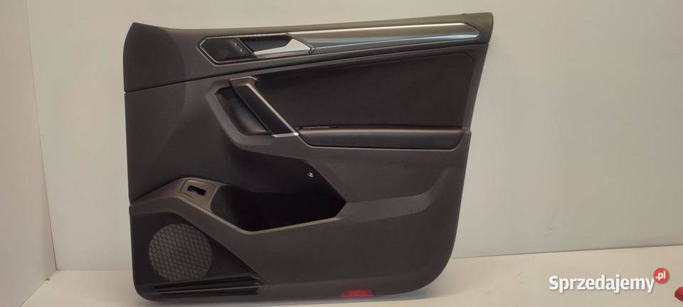 VW TIGUAN II BOCZEK DRZWI PRAWY PRZÓD RHD ANGLIK