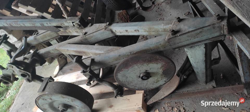 Mało używany pług zagonowy